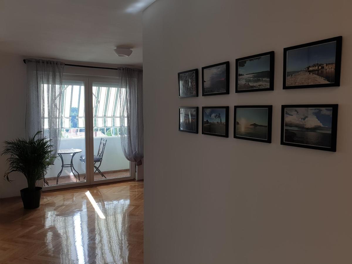 Apartment Maeistro By Privileggio Residence Ρόβινι Εξωτερικό φωτογραφία